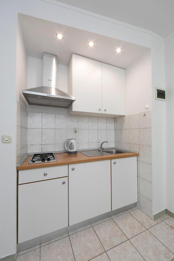 Apartments Maja Tučepi Buitenkant foto